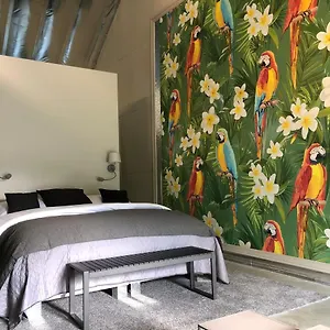 49 Hotel apartamentowy